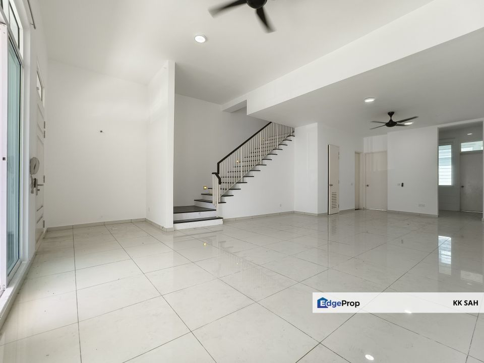 (CHEAPEST 22x70 FULL LOAN) 2 STOREY @ MERRYDALE, ECO MAJESTIC, Selangor, Semenyih