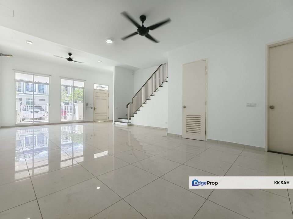 (CHEAPEST 22x70 FULL LOAN) 2 STOREY @ MERRYDALE, ECO MAJESTIC, Selangor, Semenyih