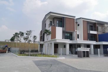 Elegan Residensi, Taman Putra Perdana