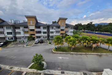 Semenyih Taman Mutiara Rinching Townhouse 