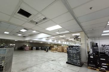 Kawasan Perusahaan Bebas Perai (I)