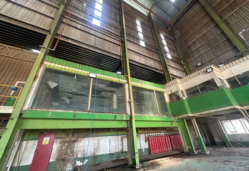 Bandar Laguna Merbok