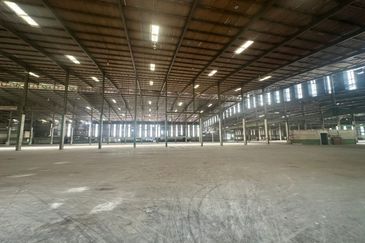 Bandar Laguna Merbok