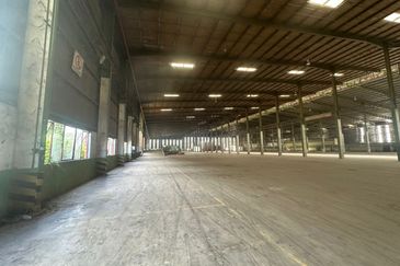 Bandar Laguna Merbok