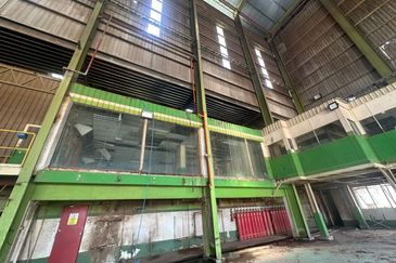 Bandar Laguna Merbok