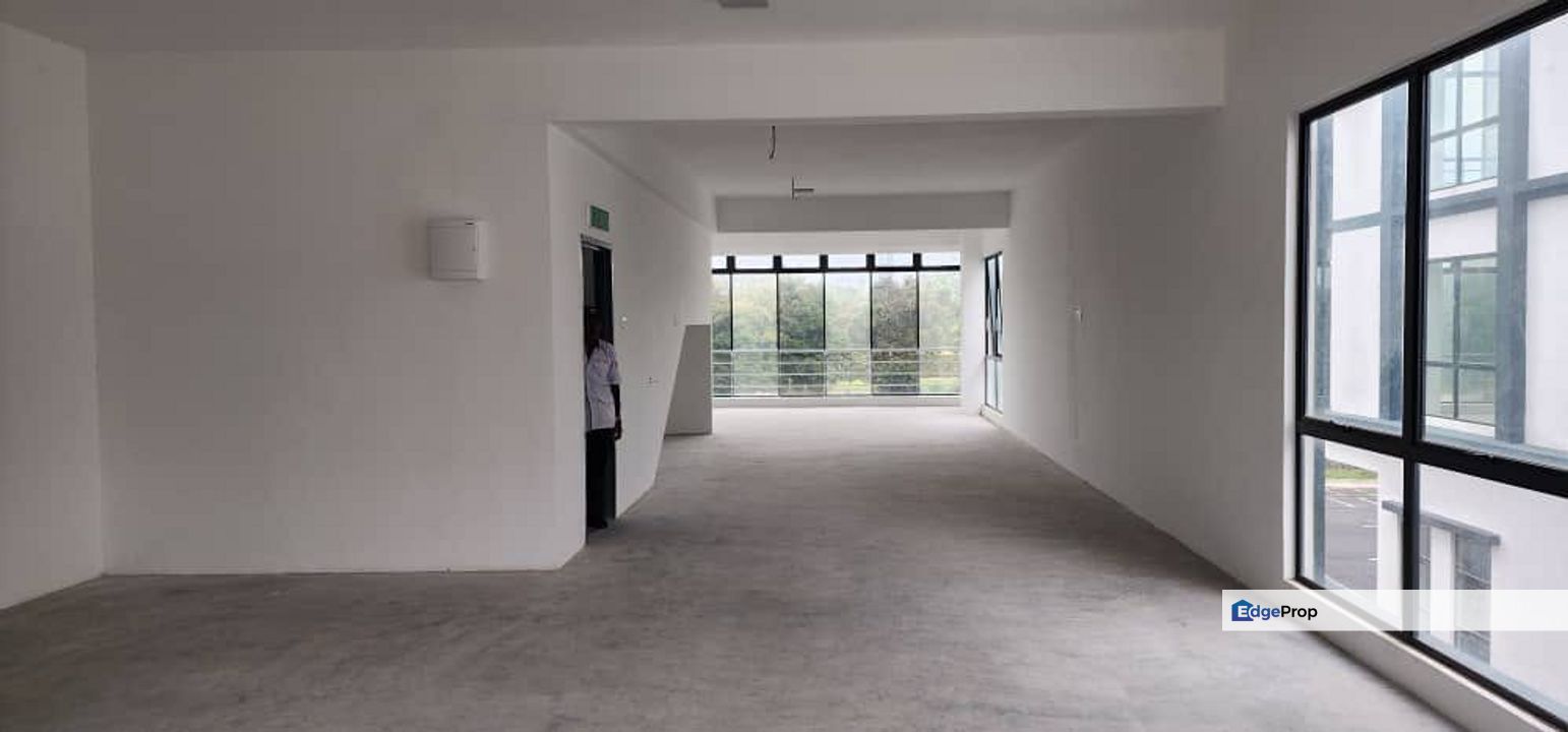 Bandar Cemerlang 3 Storey Shop Lot For Sale , Johor, Ulu Tiram