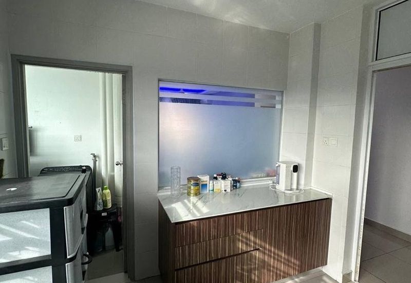 Seasons Luxury Apartments @ Amara Larkin