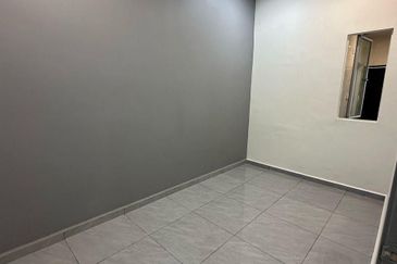 Jalan Jaya Putra 3/7