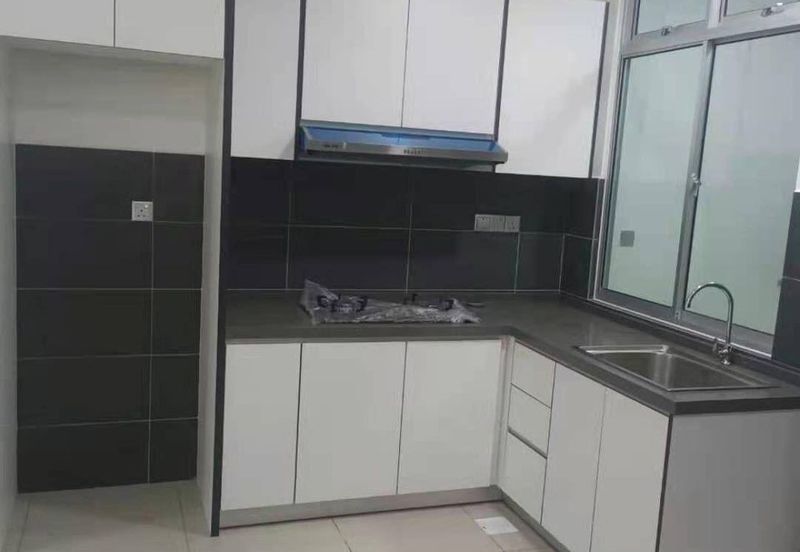 SKS Habitat Apartment, Larkin
