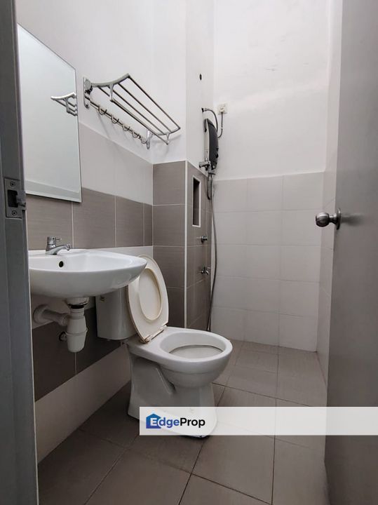 Pasir Gudang 2 Storey Endlot For Sale , Johor, Pasir Gudang