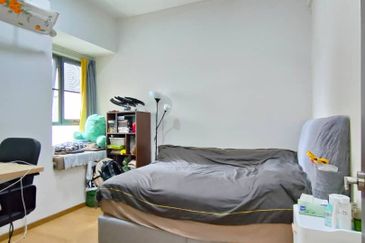 Baypoint @ Country Garden Danga Bay