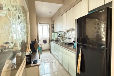 Dedaun Hijau (Greenfield Regency)