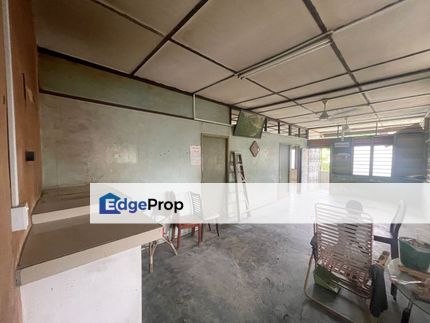 Kampung Poh Chee Leng Single Storey semi-D For Sale , Johor, Skudai