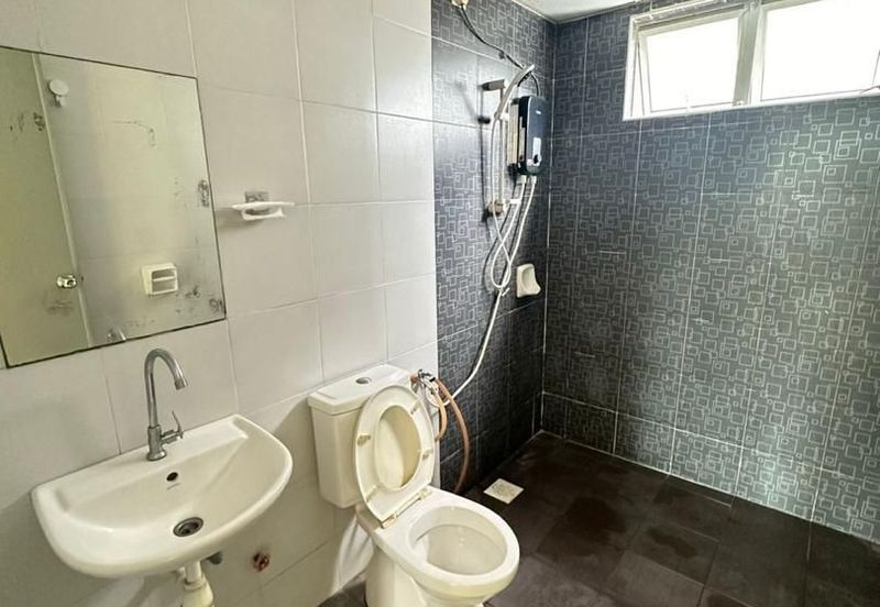 M'Tiara Apartment @ Larkin Idaman