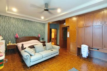 Jalan Stulang Laut 2