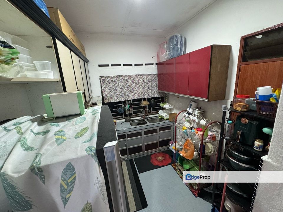 Taman Universiti Single Storey For Sale , Johor, Skudai
