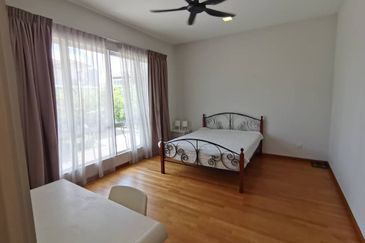 Isola Villa @ Senibong Cove