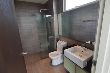 Isola Villa @ Senibong Cove