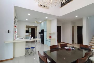 Isola Villa @ Senibong Cove