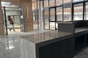 Aurora Resort Villas