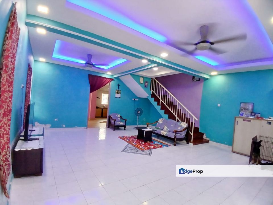 Taman Universiti 2 Storey For Sale , Johor, Skudai