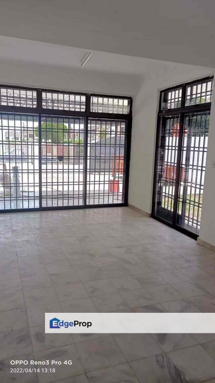 Taman Desa Cemerlang 2 Storey Semi D For Sale , Johor, Ulu Tiram