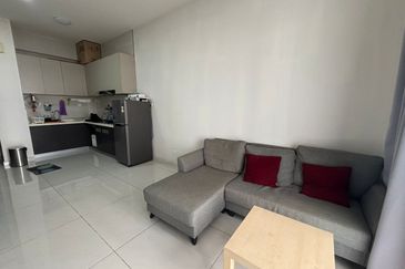 Baypoint @ Country Garden Danga Bay