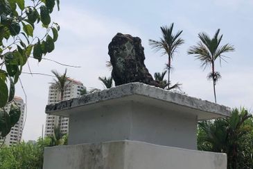 Jalan Straits View 7