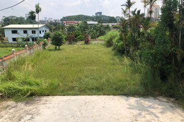 Jalan Straits View 7