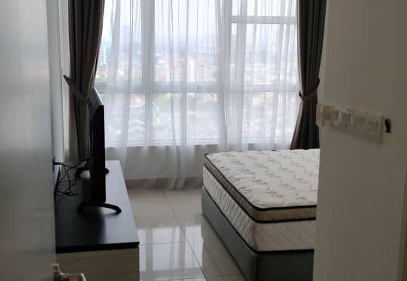 The Pinnacles (Pinnacle Tower)