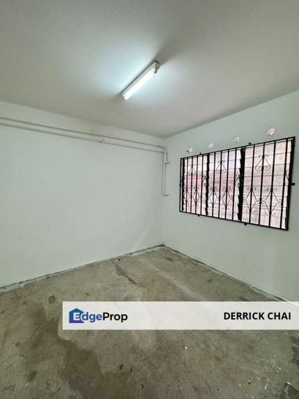 Taman Cempaka Flat at Tampoi, Johor, Johor Bahru