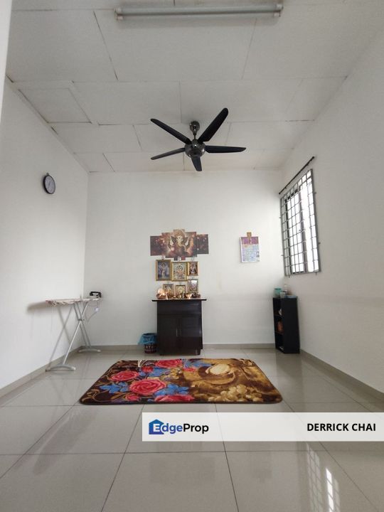 Taman Daya Double Storey terrace 22x70 , Johor, Johor Bahru