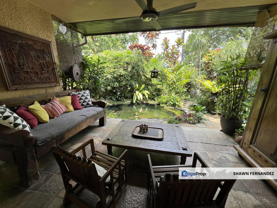 Ampang. Private Pool, Long Driveway., Selangor, Ampang