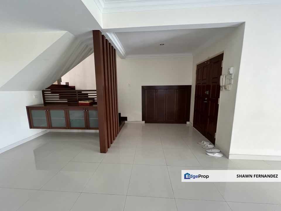 Detached home. Secure, guarded area. Private Pool., Kuala Lumpur, Damansara Heights