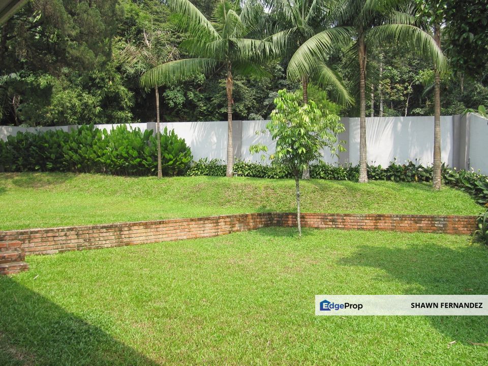Lovely family home with large garden area, Kuala Lumpur, Kenny Hills (Bukit Tunku)
