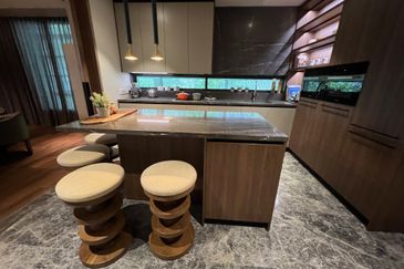 Brand New. The Peak. Damansara Heights. 