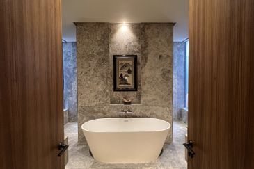 Brand New. The Peak. Damansara Heights. 