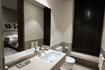 Brand New. The Peak. Damansara Heights. 