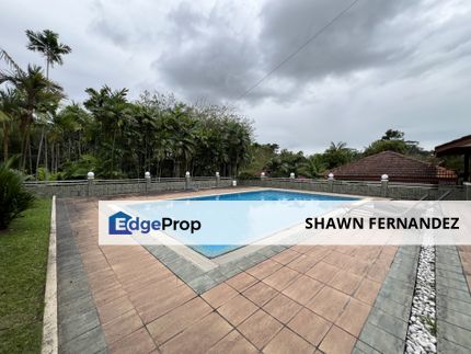 11,400 square feet of land area. Private Pool., Kuala Lumpur, Damansara Heights