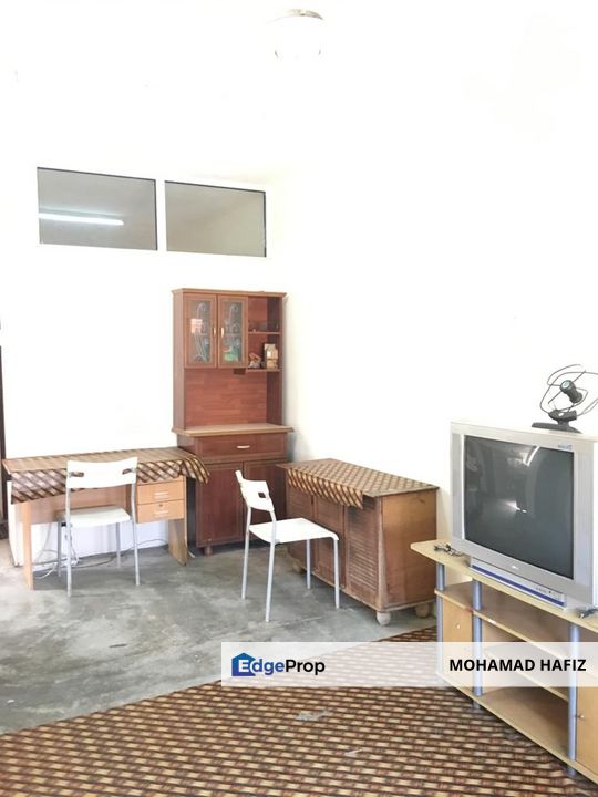 Flat PKNS Seksyen 7, Shah Alam For Rent for Rental @RM900 By 