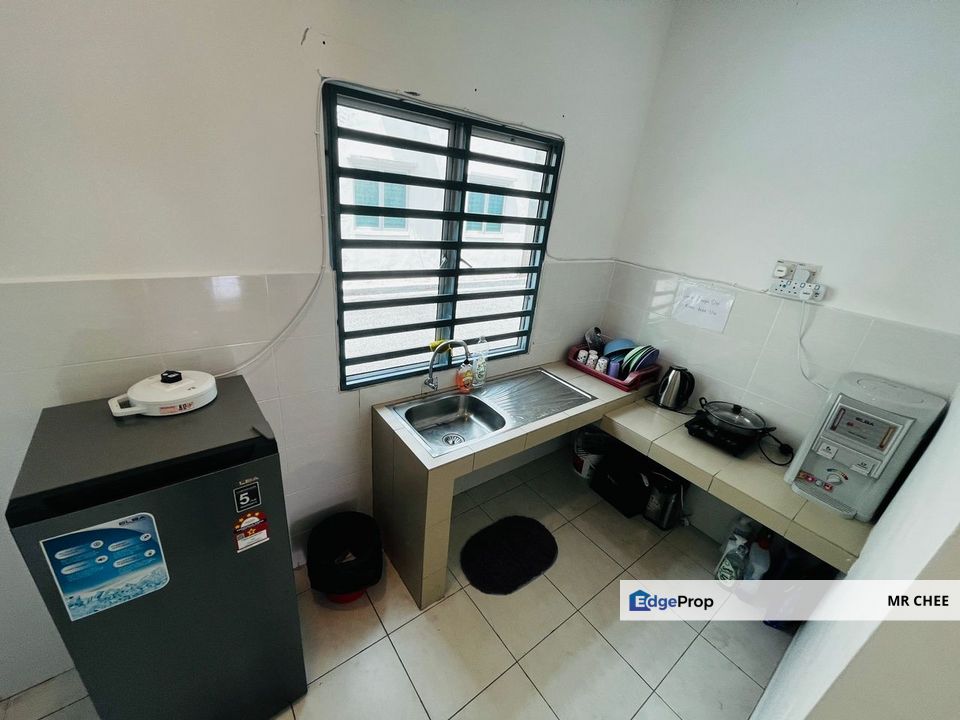 Anjung bercham utama 2sty terrace house partially furnished, Perak, Ipoh