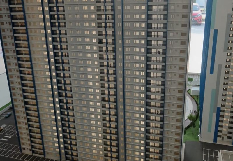 Freehold Mampu Milik Condo @ Bandar Seri Botani – 900 sqft, 3R2B!