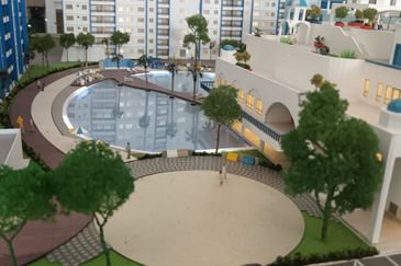 Freehold Mampu Milik Condo @ Bandar Seri Botani – 900 sqft, 3R2B!