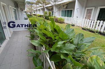 Springfields Residences (Taman Pinji Tropika)