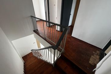 TAMAN ANJUNG BERCHAM UTARA