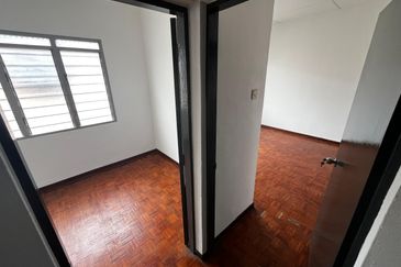 TAMAN ANJUNG BERCHAM UTARA