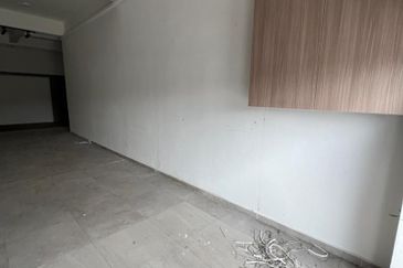 🔥 *Bercham Ground Floor Shop Lot FOR RENT* 🔥 📍 *Prime Location – Facing Main Road*