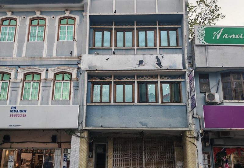 **For Sale – 4-Storey Shoplot @ Little India, Ipoh Town**