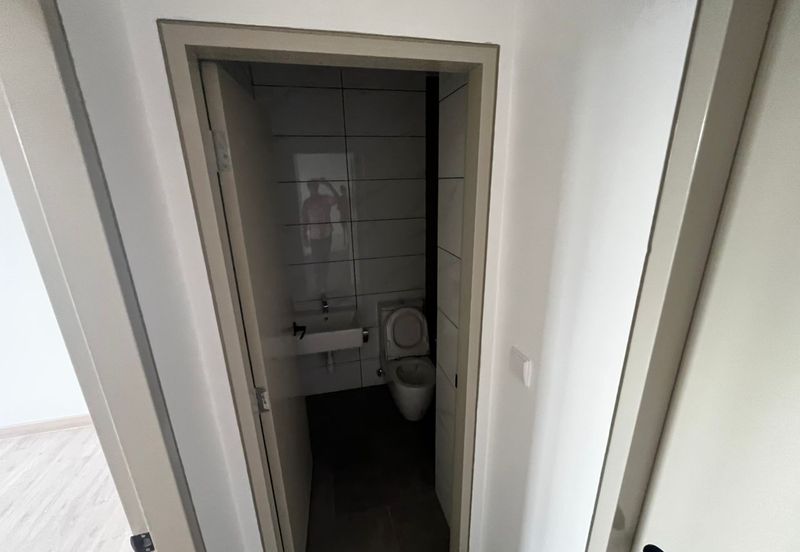 Piccadilly Service Residence @ Greentown