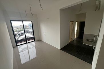 Piccadilly Service Residence @ Greentown